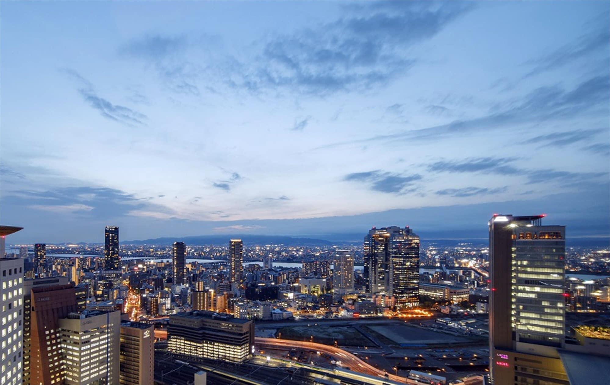 HOTEL HILTON OSAKA | ⋆⋆⋆⋆⋆ | JAPAN | SEASON DEALS FROM $195